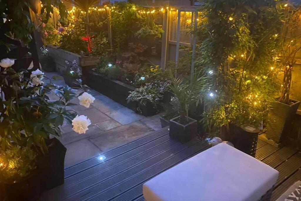 Апартаменты Secret Gem 1 Bed Garden Flat Private Luxury Hot Tub Борнмут Экстерьер фото